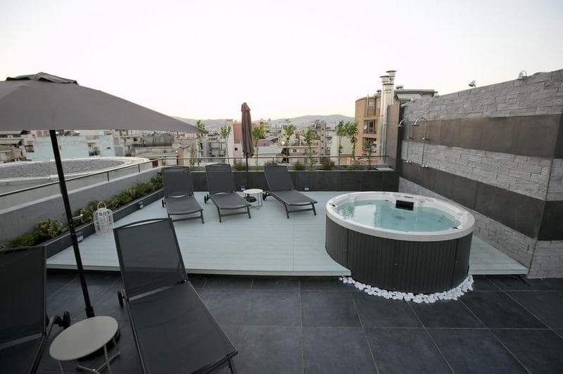 Fortyseven Luxury Suites & Lofts 3