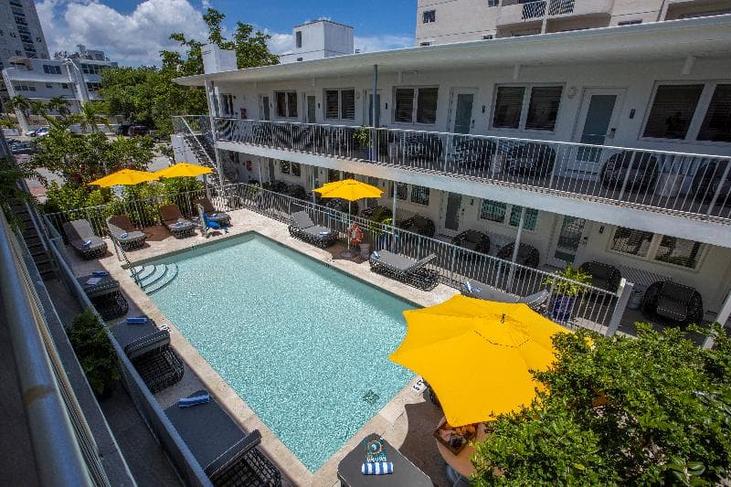 Waterside Hotel 3