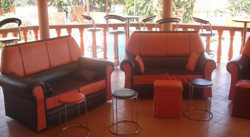 Wal Ville Suites 5