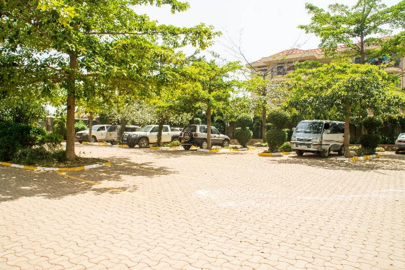 Desert Breeze Hotel 4