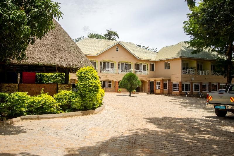 Jinja Safari Hotel 2