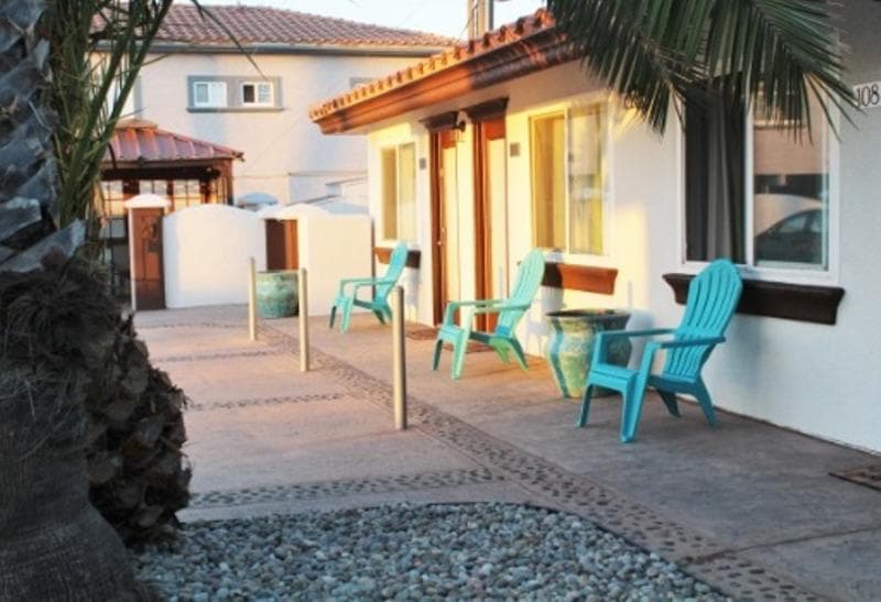Sand Castle Inn And Suites 2