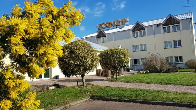 Hôtel Kyriad Carentan photo 1