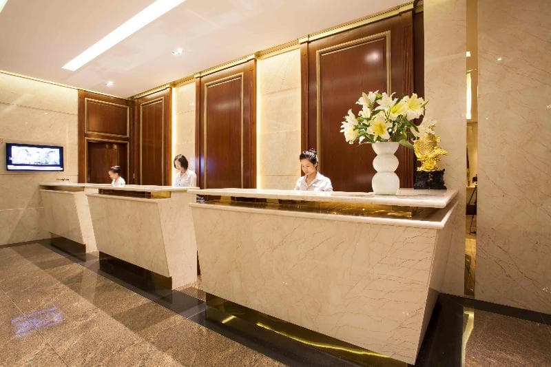Stay Hotel 4