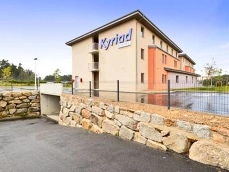Hôtel Kyriad Saint Chély d'Apcher - Aire de la Lozère 3