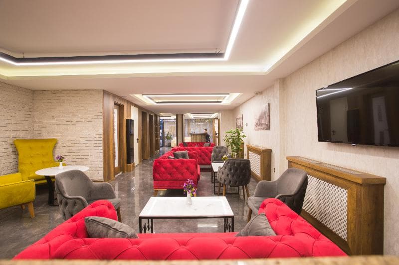 Sim Hotel 4