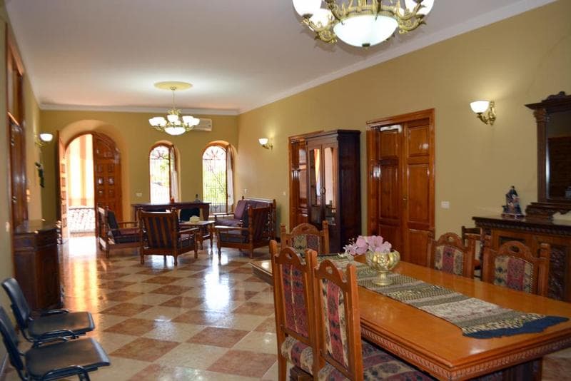 Rose Garden Hotel 5