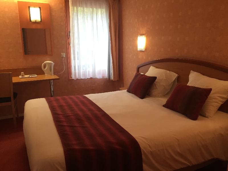 Hotel Kyriad BESANCON - Palente 4