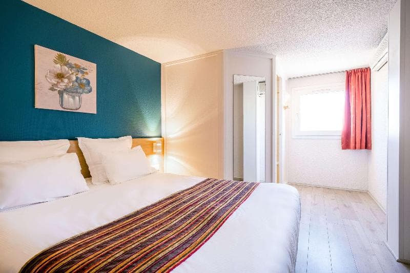 Comfort Hotel Montlucon 4