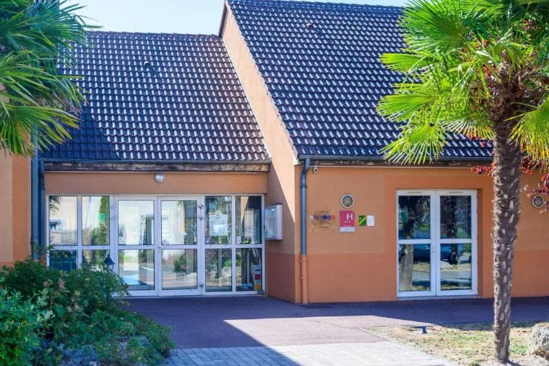 Comfort Hotel Orleans Saran 2