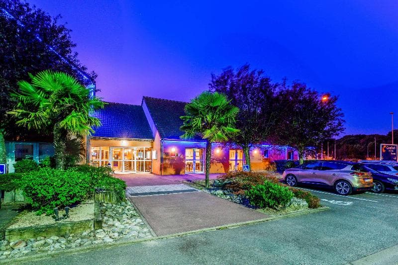 Comfort Hotel Orleans Saran 3