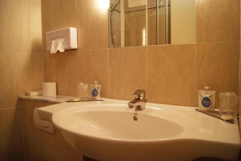 The Originals City Hotel Hippocampe Sete Balaruc 4