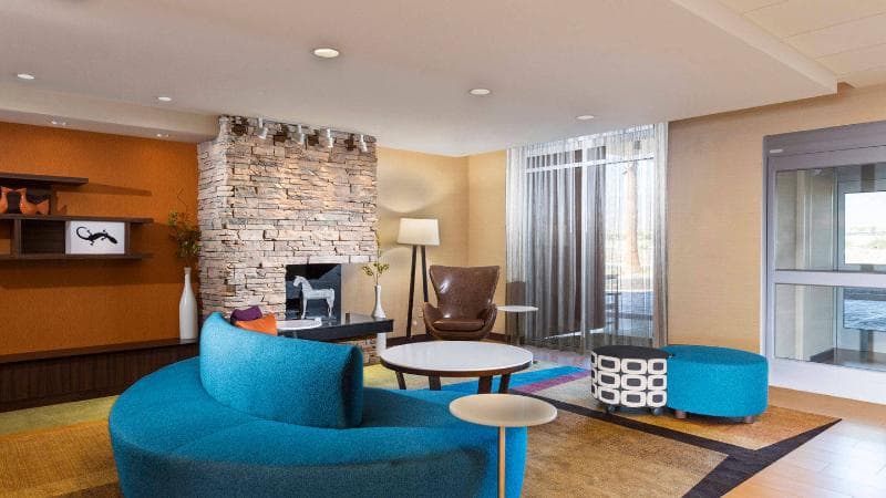Fairfield Inn & Suites Palm Desert I-10 5