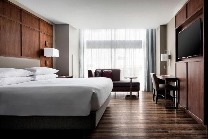 Omaha Marriott Downtown At The Capitol District 3