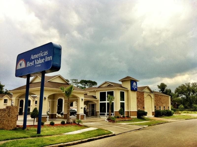 Americas Best Value Inn Houston at FM 1960 & I-45 4