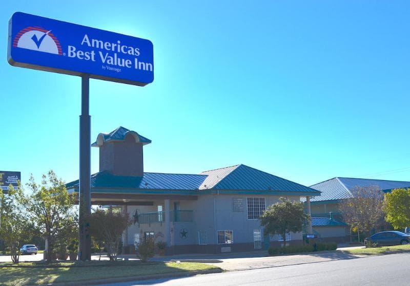 Americas Best Value Inn Ft. Worth 4