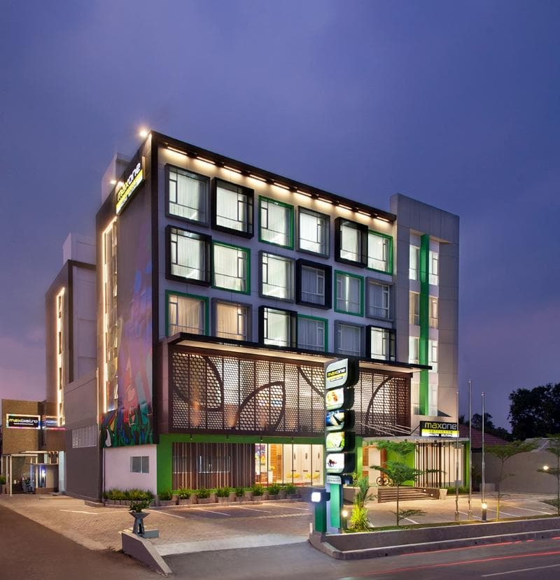 Maxonehotels.Com Belstar Belitung main