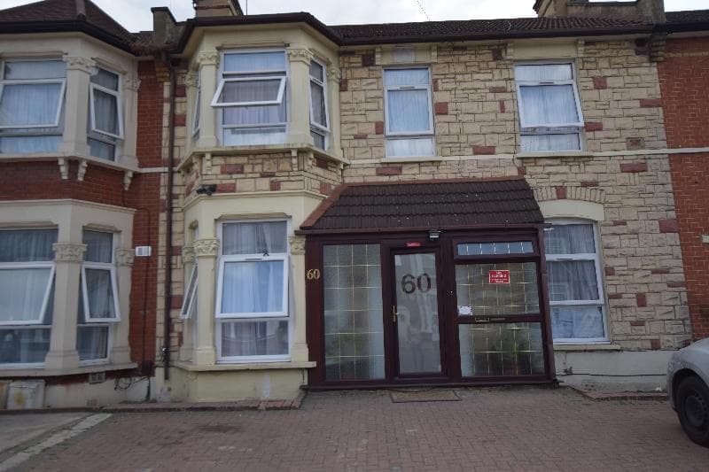 Woodlands Lodge Ilford main
