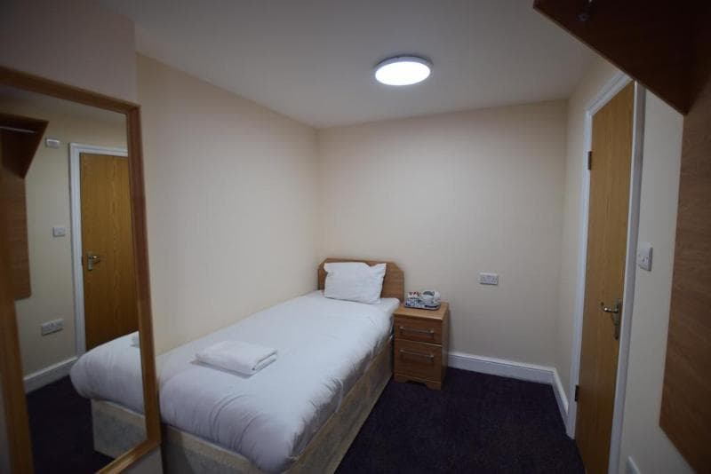 Woodlands Lodge Ilford 5