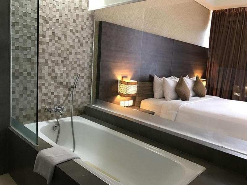 Crystal Lotus Hotel 5