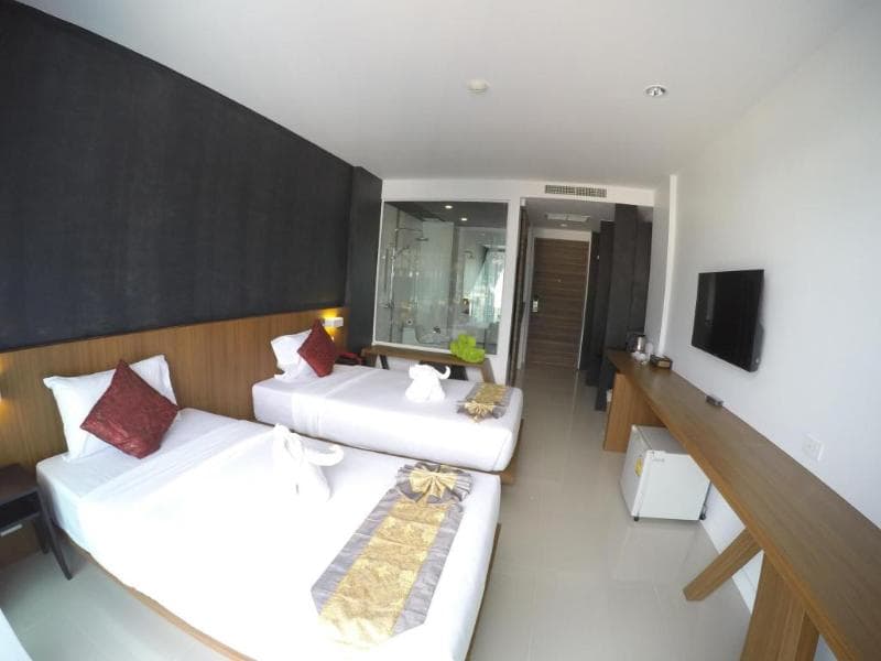 Phoenix Grand Hotel 5
