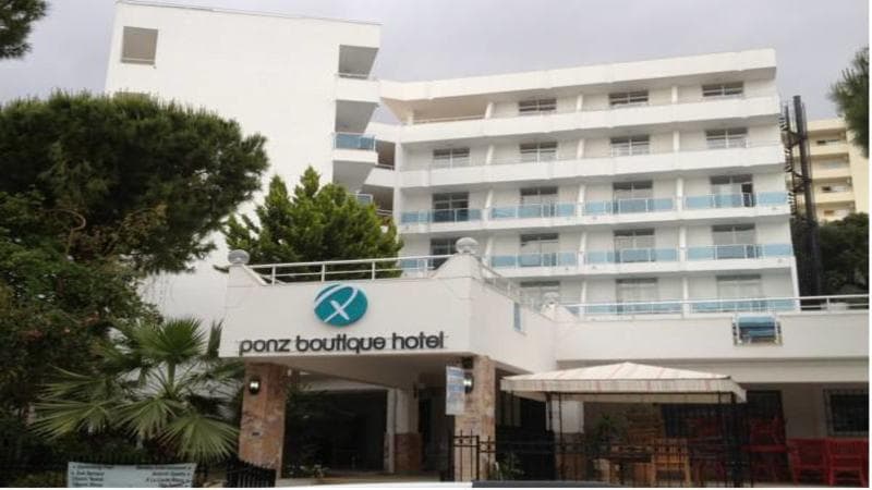 Ponz Hotel 2