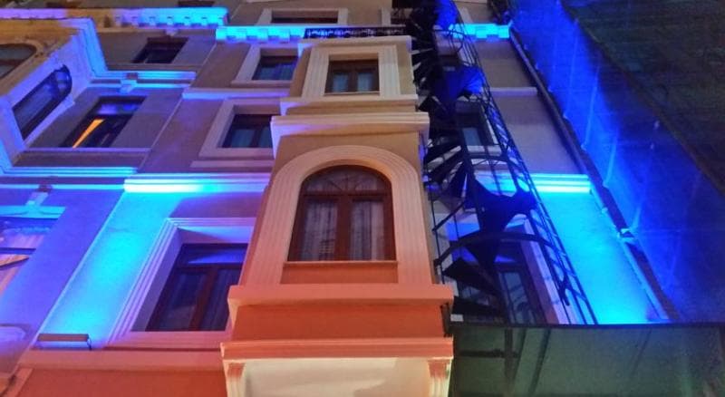 Taksim Park Suites photo 1