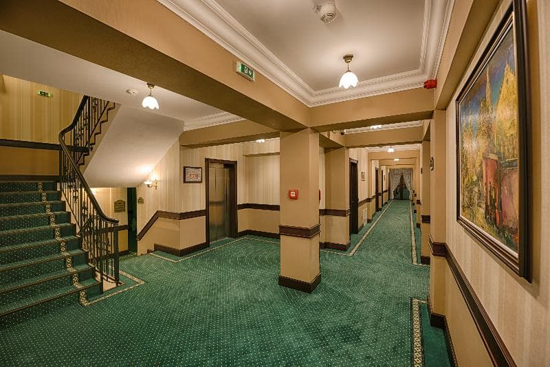 Magus Hotel 5