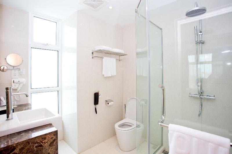 Vouk Suites 5