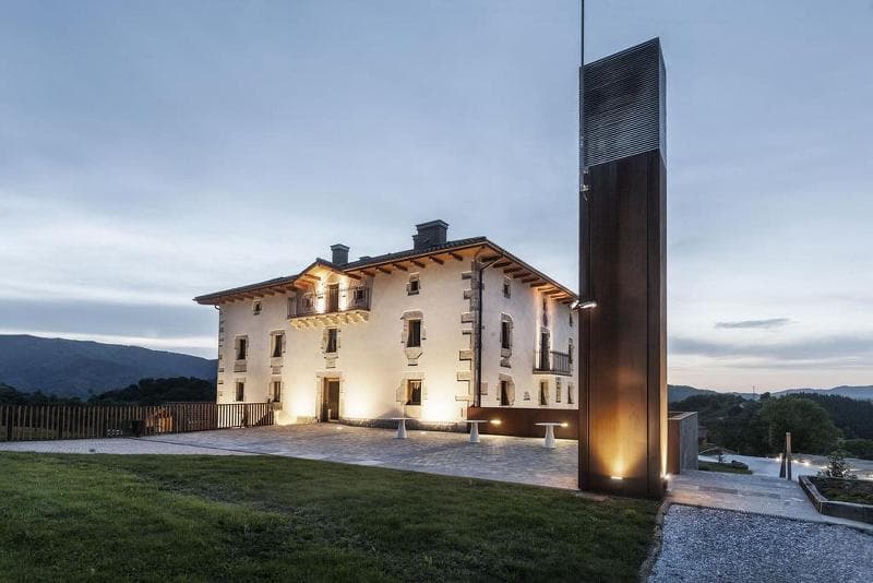 Palacio De Yrisarri By Irrisarri Land 3