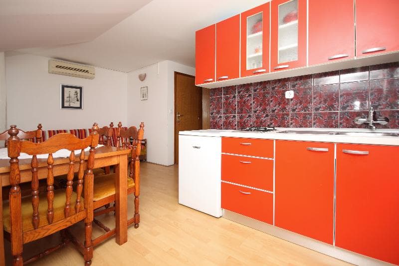 Apartments Katica 4