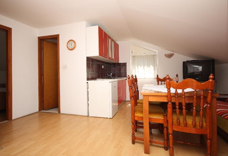 Apartments Katica 5