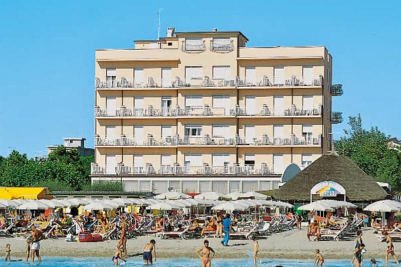 Hotel Mayflower photo 1