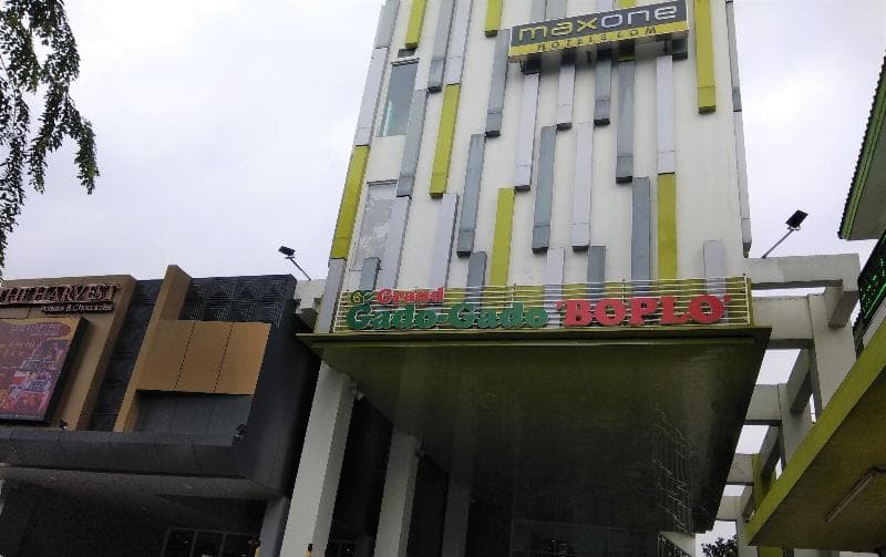 Maxonehotels.Com @ Kramat 4