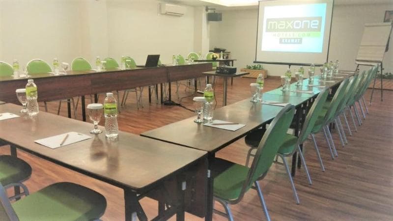 Maxonehotels.Com @ Kramat photo 1
