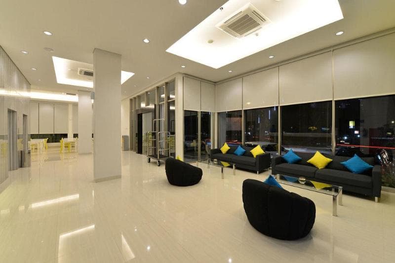Moritz Biz Gandaria 2