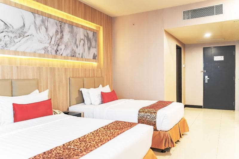 Hotel Grand Paragon 4