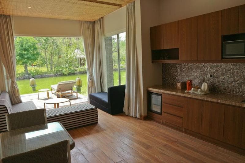 Grand Mega Resort And Spa Cepu 4