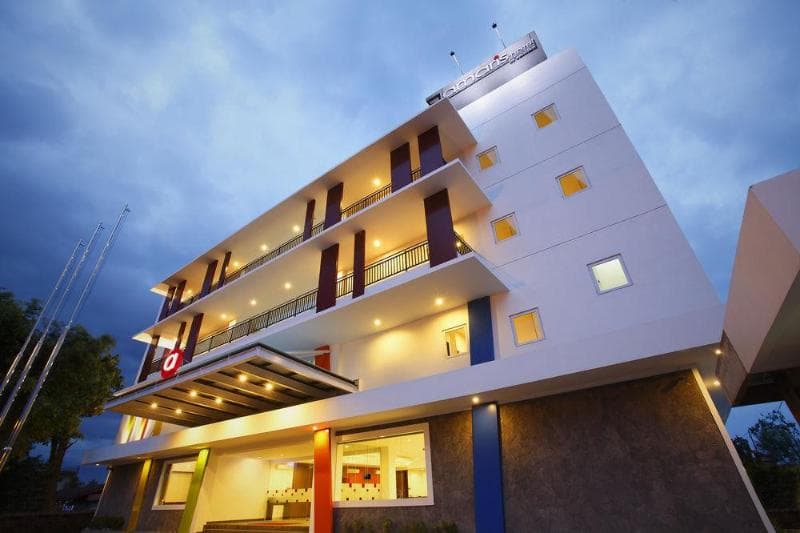 Amaris Hotel Muara Bungo - Jambi photo 1