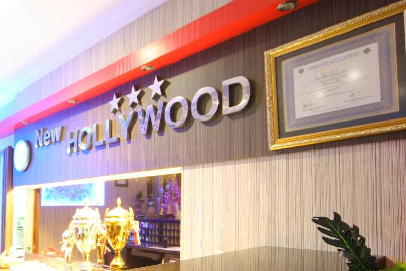 New Hollywood Hotel 4