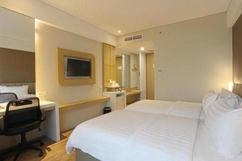 Horison Tasikmalaya (Adults Only) 5