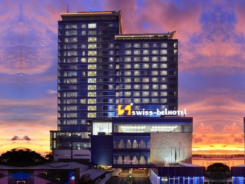 Swiss-Belhotel Makassar photo 1