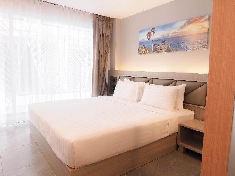 Clarion Hotel Patong Beach, Phuket 4
