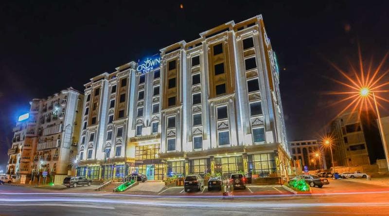Crown Town Hotel 5