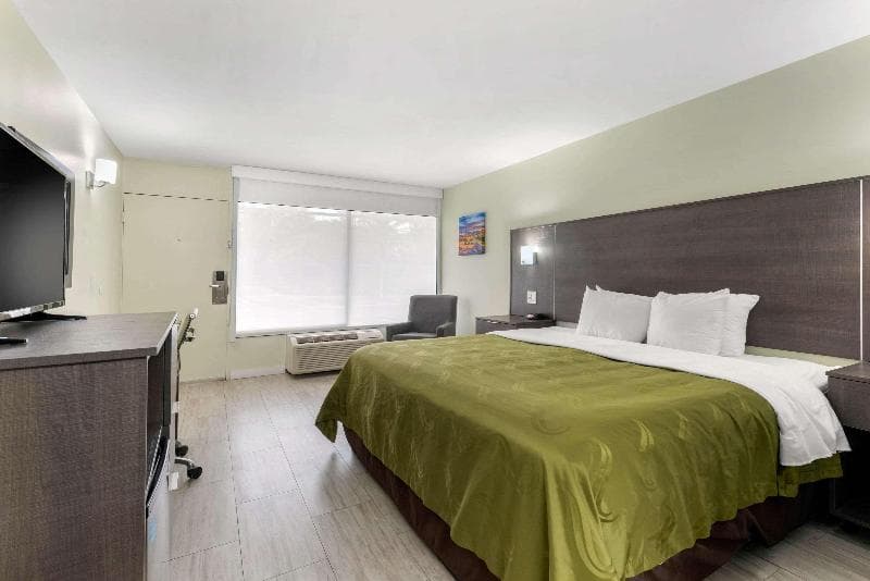 Days Inn Gainesville I 75 5