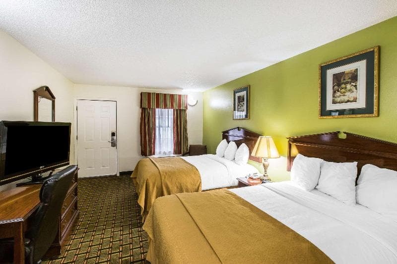 Quality Inn Eastman photo 1