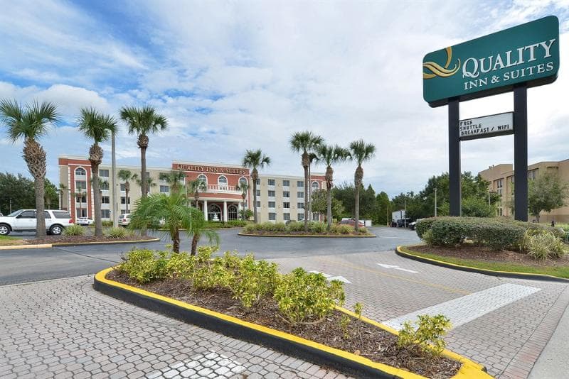 Quality Inn & Suites Heritage Park photo 1
