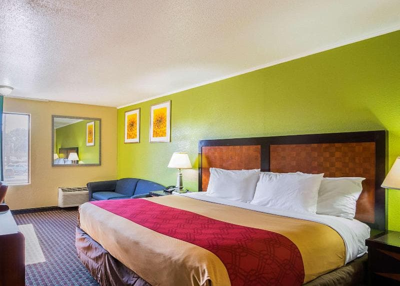 Econo Lodge photo 1