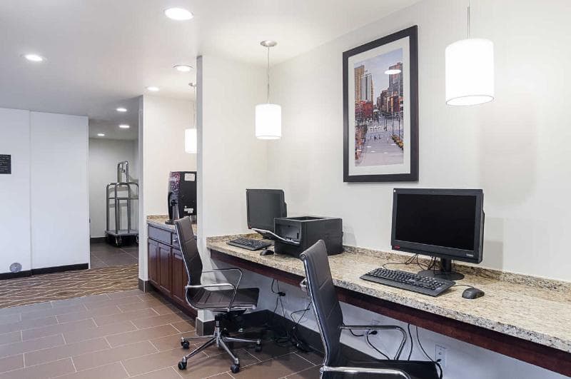 Comfort Suites Near Denver Downtown 3