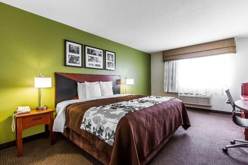 Sleep Inn & Suites Pleasant Hill - Des Moines photo 1